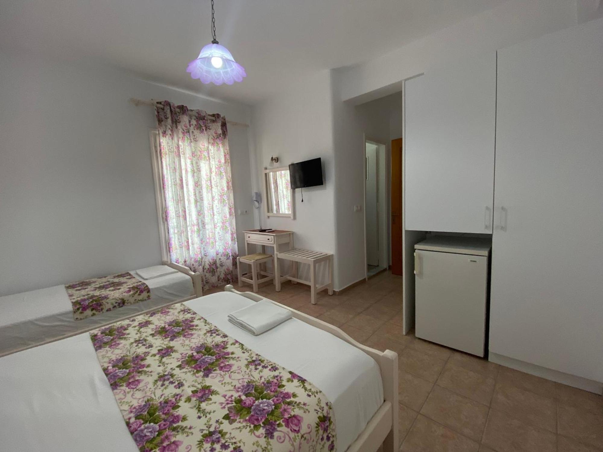 Nostos Hotel Patitiri  Exterior photo